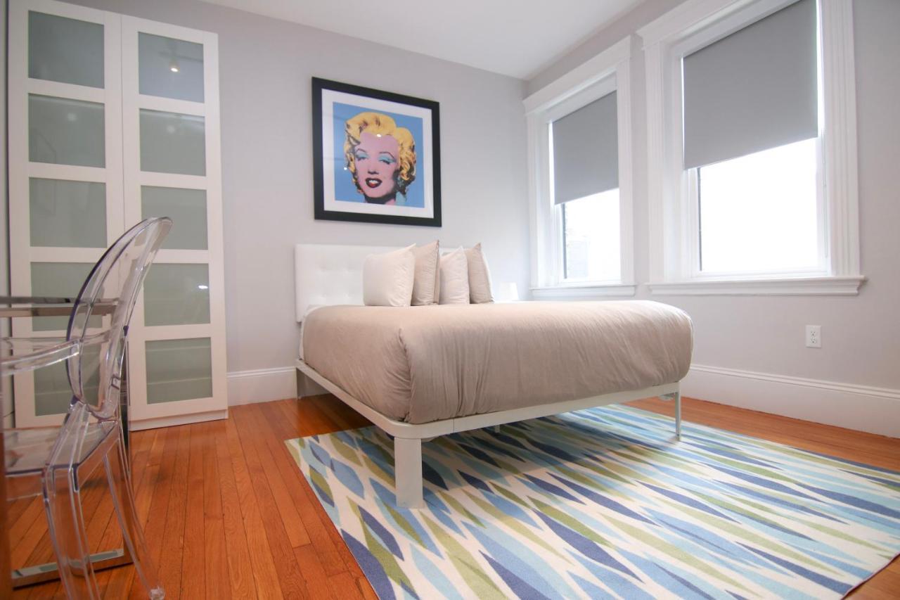 A Stylish Stay W/ A Queen Bed, Heated Floors.. #31 Brookline Exteriör bild
